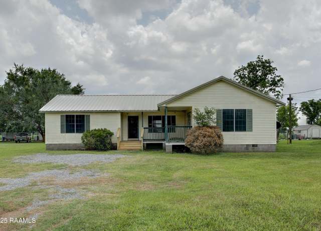 Property at 6612 Rosemary Rd, New Iberia, LA 70560, 3 beds, 2 baths