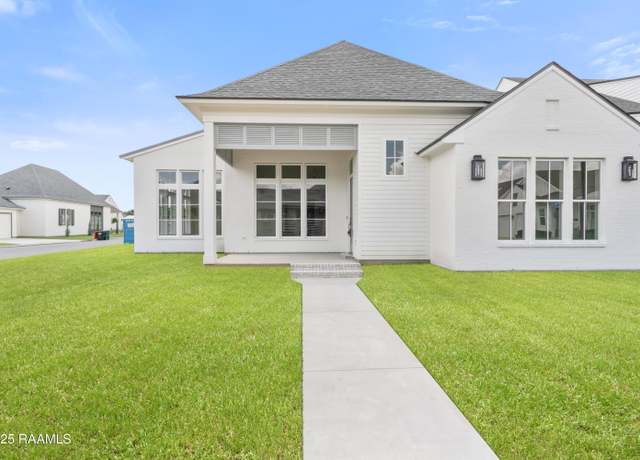 Property at 200 Apple Wood Crossing Xing, Lafayette, LA 70508, 4 beds, 3.5 baths