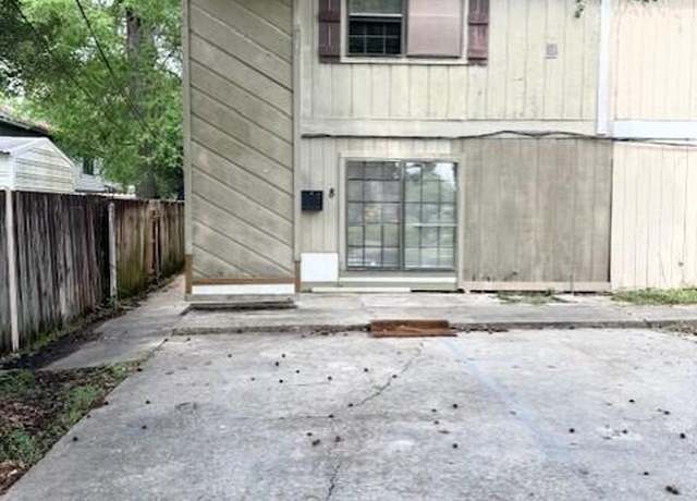 Property at 2711 E Simcoe St #8, Lafayette, LA 70501, 2 beds, 2.5 baths