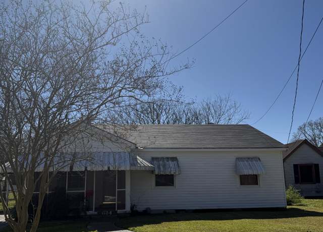 Property at 614 Compton St, New Iberia, LA 70560, 3 beds, 1 bath