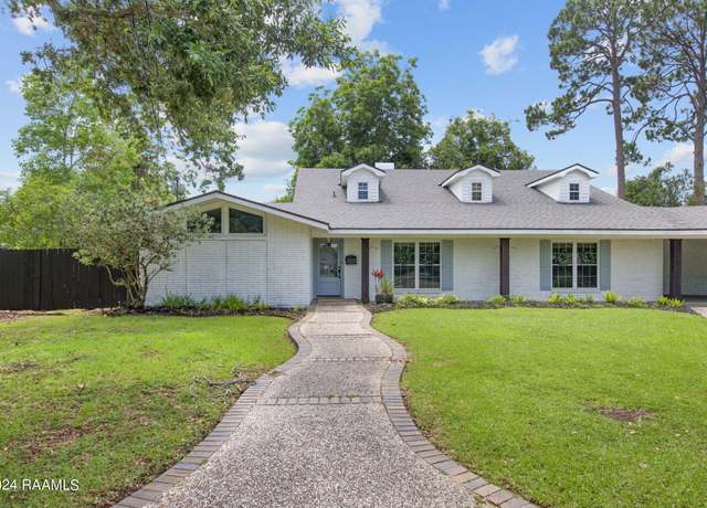Property at 103 Alphonse Dr, Lafayette, LA 70506, 5 beds, 4.5 baths