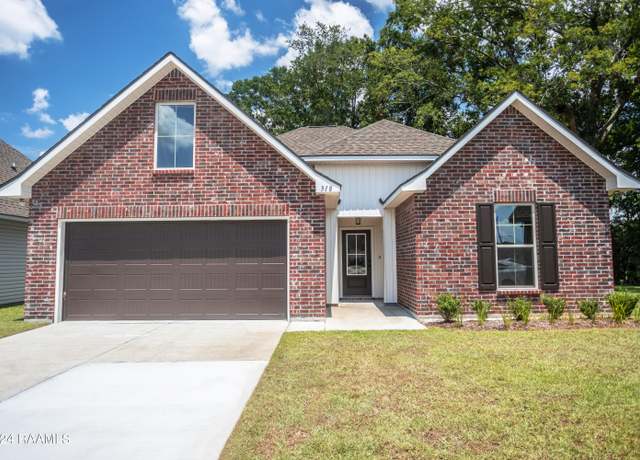 Property at 318 Cainwood Ct, Carencro, LA 70520, 3 beds, 2 baths