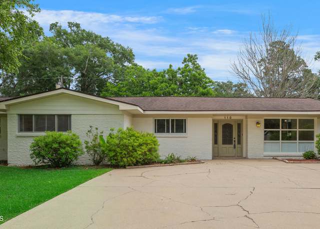 Property at 118 Alonda Dr, Lafayette, LA 70503, 4 beds, 3.5 baths