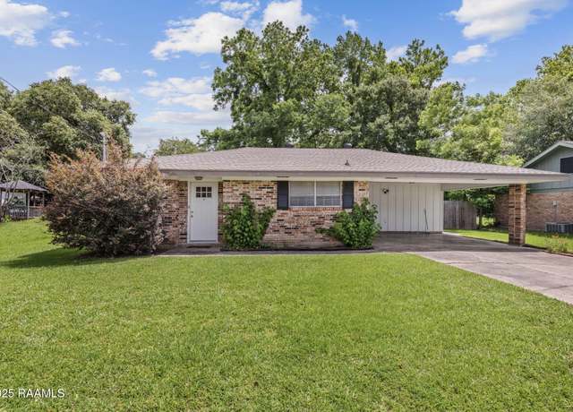Property at 164 Mimosa Pl, Lafayette, LA 70506, 3 beds, 2 baths