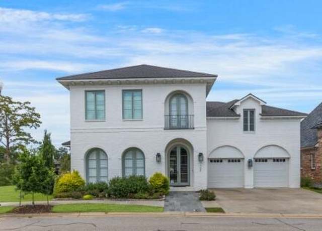 Property at 704 Elysian Fields Dr, Lafayette, LA 70508, 4 beds, 4.5 baths