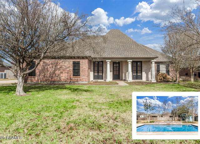 Property at 114 Gaslight Ln, Youngsville, LA 70592, 4 beds, 3 baths