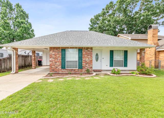 Property at 315 Kelso Dr, Carencro, LA 70520, 3 beds, 2 baths
