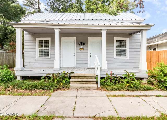 Property at 312 Hobson St, Lafayette, LA 70501, 2 beds, 1 bath