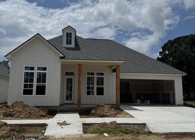Property at 201 Porch View Dr, Lafayette, LA 70508, 3 beds, 2 baths