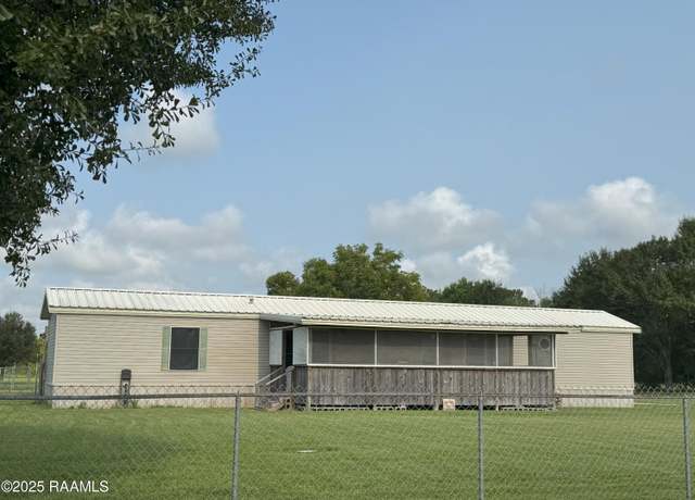 Property at 239 Canadian Ln, Church Point, LA 70525, 3 beds, 2 baths