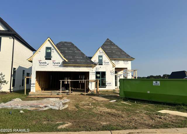Property at 308 Alexander Palm Ave, Youngsville, LA 70592, 3 beds, 2 baths