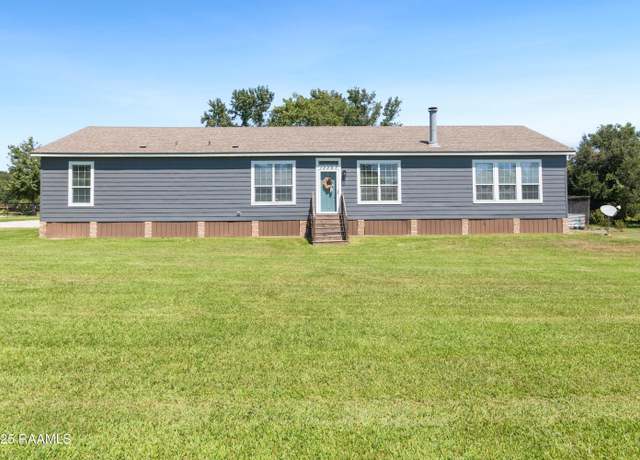 Property at 13327 Hillary Rd, Erath, LA 70533, 3 beds, 3 baths