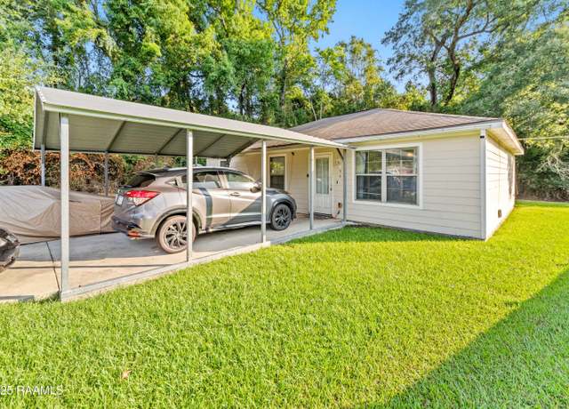 Property at 150 Bloomfield Loop, Sunset, LA 70584, 3 beds, 2 baths