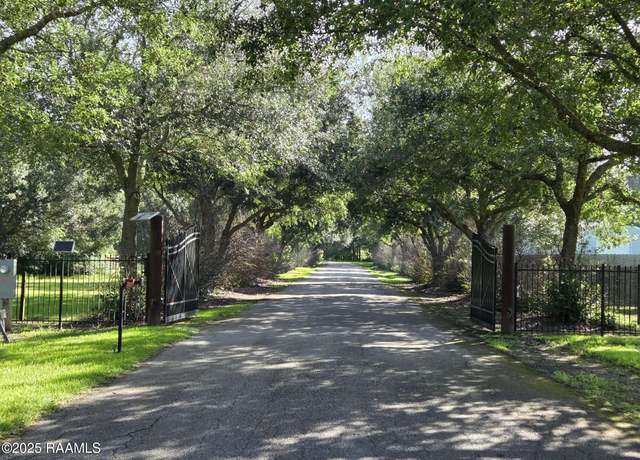 Property at 201 Oak Side Aly, Lafayette, LA 70508
