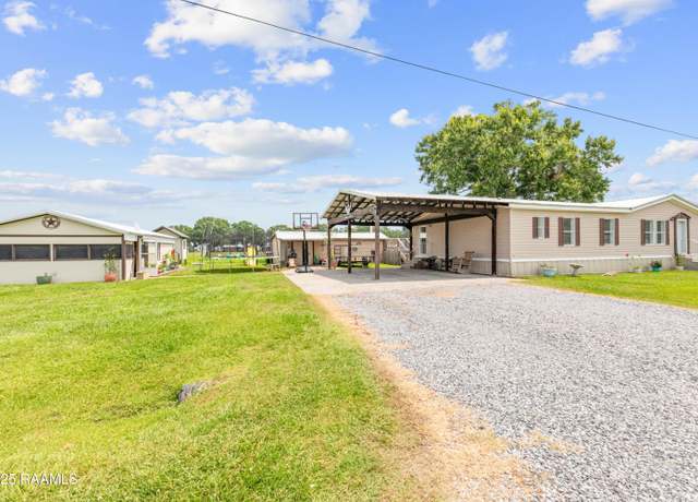 Property at 119 Opus Ln, Lafayette, LA 70506, 3 beds, 2 baths