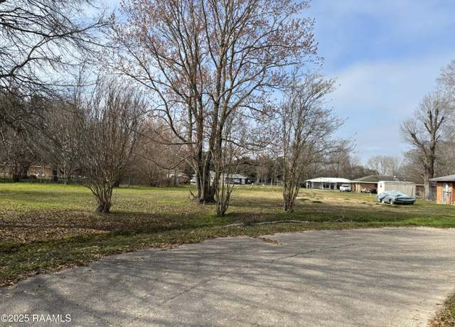 Property at 505 English Dr, Lafayette, LA 70507