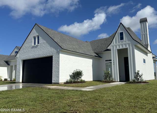 Property at 100 Alexander Palm Ave, Youngsville, LA 70592, 3 beds, 2 baths