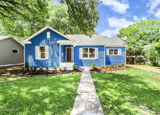 Property at 809 Saint Thomas St, Lafayette, LA 70506, 3 beds, 2 baths