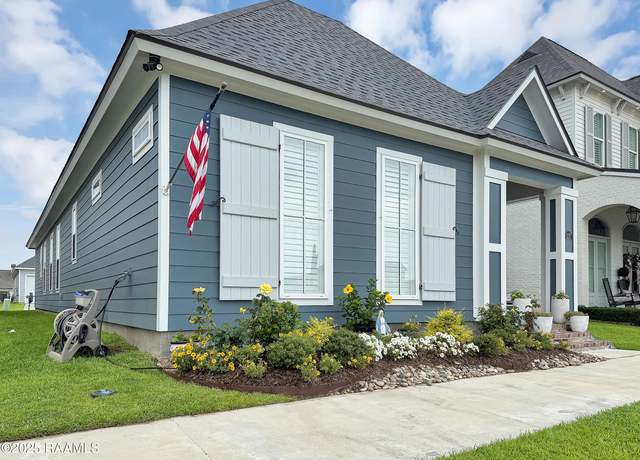 Property at 337 Bozeman Trl, Scott, LA 70583, 3 beds, 2 baths