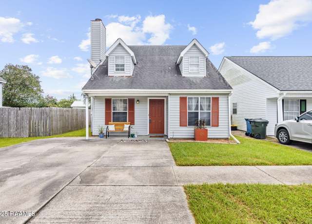 Property at 129 Earline Dr, Lafayette, LA 70506, 3 beds, 2 baths