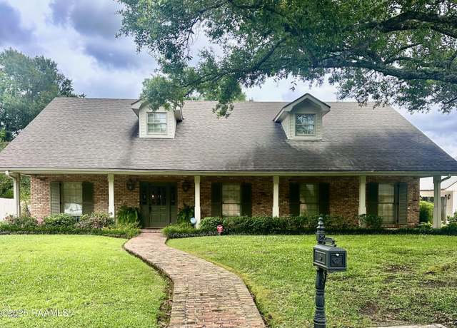 Property at 404 Old Settlement Rd, Lafayette, LA 70508, 4 beds, 4 baths