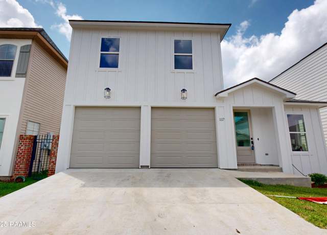 Property at 117 Chimney Rock Blvd, Lafayette, LA 70508, 3 beds, 2.5 baths