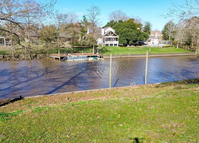 Property at 100 Riverfront Ln, Lafayette, LA 70508