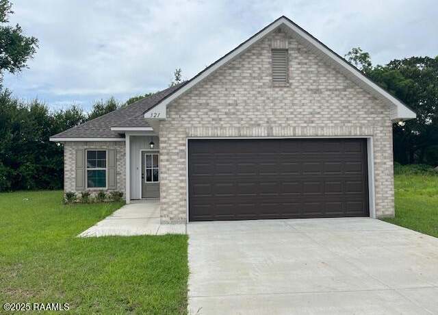 Property at 321 Dunwoody Ct, Carencro, LA 70520, 3 beds, 2 baths
