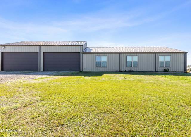 Property at 4303 Sham Toups Pvt Rd, Erath, LA 70533, 3 beds, 3 baths