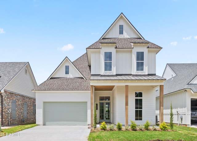 Property at 208 Harvest Creek Ln, Lafayette, LA 70508, 4 beds, 3.5 baths