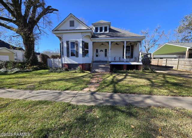 Property at 415 E Hutchinson Ave, Crowley, LA 70526, 3 beds, 1.5 baths