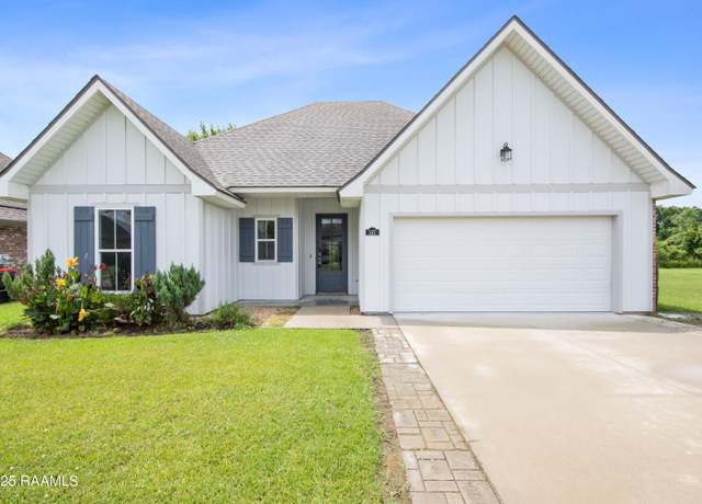 Property at 147 Gable Crest Dr, Lafayette, LA 70507, 4 beds, 2 baths