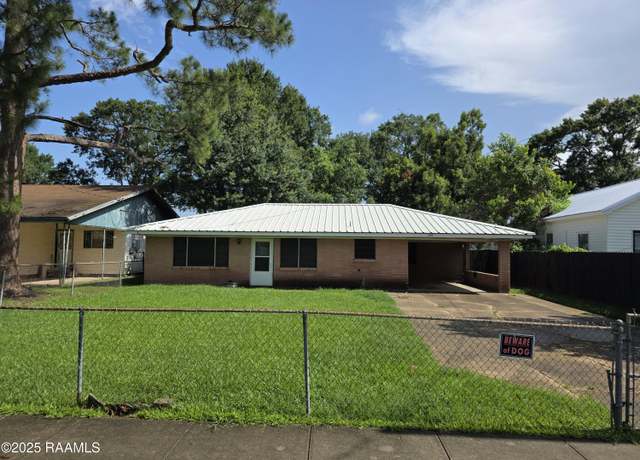 Property at 119 Romero St, Youngsville, LA 70592, 2 beds, 1 bath