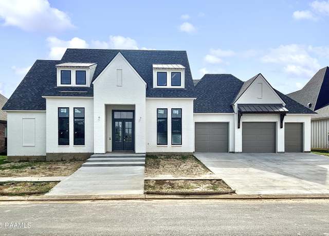 Property at 205 Sunset Palm Ct, Youngsville, LA 70592, 4 beds, 4 baths