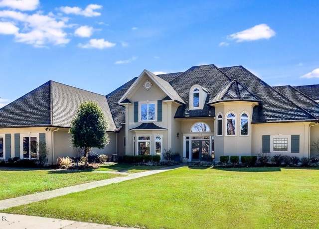 Property at 114 Canaan Dr, Lafayette, LA 70508, 4 beds, 3.5 baths