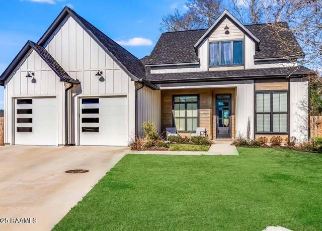 Property at 109 Cypress View Drive Dr, Youngsville, LA 70592, 4 beds, 3 baths