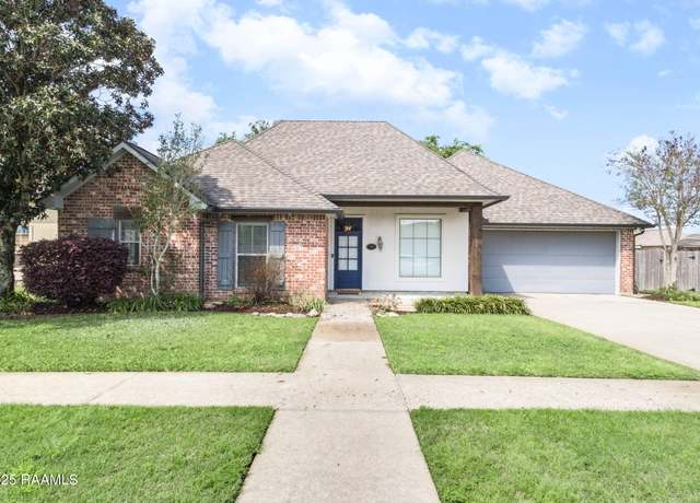 Property at 414 Mill Pond Dr, Youngsville, LA 70592, 4 beds, 2.5 baths