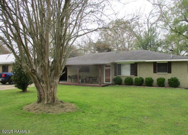 Property at 1309 Lee St, Mamou, LA 70554, 3 beds, 3 baths