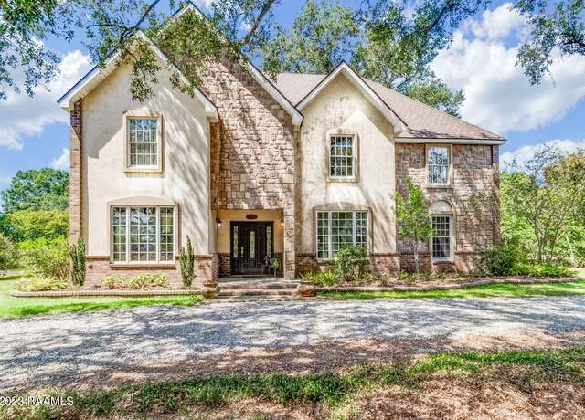 Property at 1057 Smede Hwy, Broussard, LA 70518, 4 beds, 2.5 baths