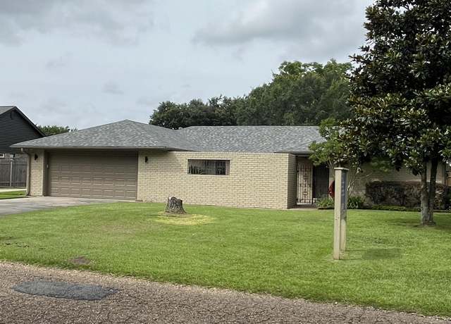 Property at 300 Row Three, Lafayette, LA 70508, 3 beds, 2 baths