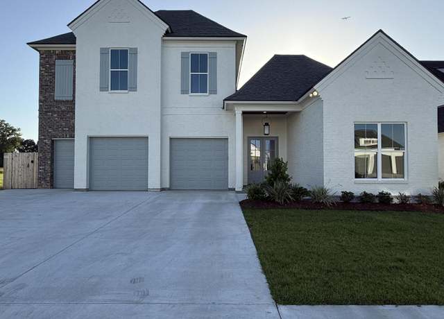 Property at 208 Crossbill Dr, Lafayette, LA 70508, 5 beds, 3.5 baths
