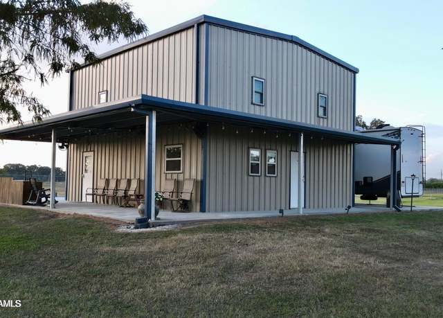 Property at 2213 Mills St, Lafayette, LA 70507, 2 beds, 2 baths
