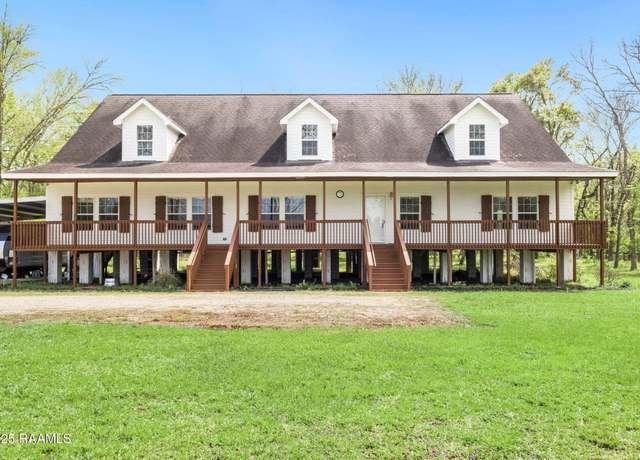Property at 1087 Theobald Rd Unit B, St. Martinville, LA 70582, 4 beds, 3 baths