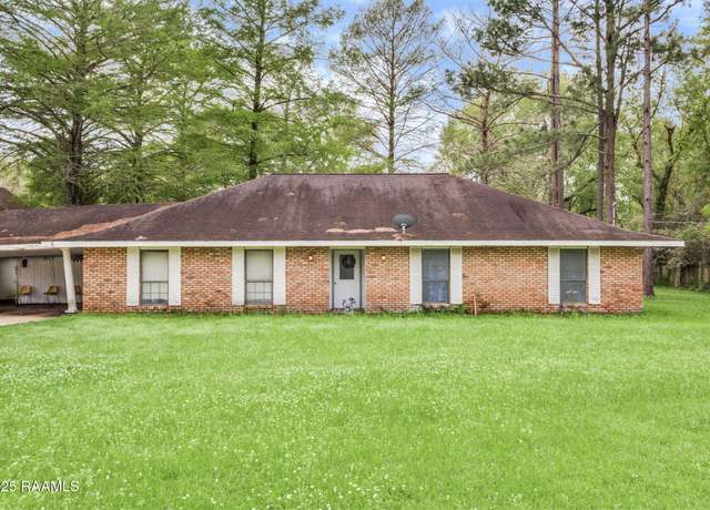 Property at 720 Kidder Rd, Carencro, LA 70520, 4 beds, 2 baths