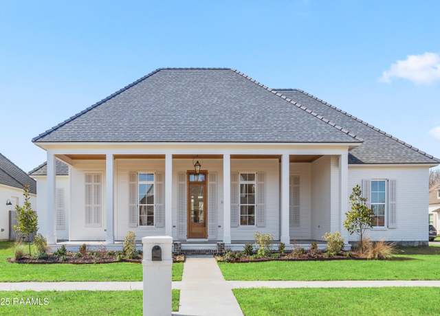 Property at 100 Winthorpe Row, Lafayette, LA 70503, 4 beds, 3.5 baths