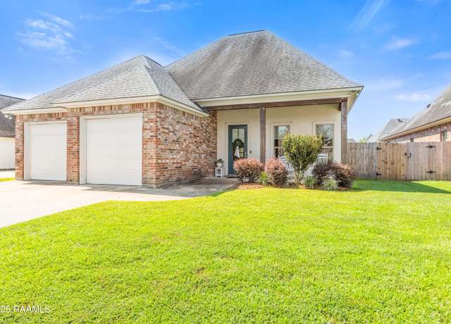 Property at 122 Olivewood Dr, Lafayette, LA 70508, 3 beds, 2 baths