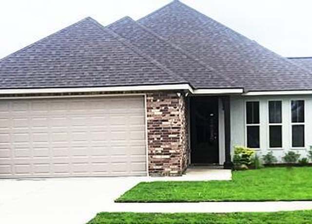 Property at 205 Wisteria Bend Cir, Carencro, LA 70520, 3 beds, 2 baths
