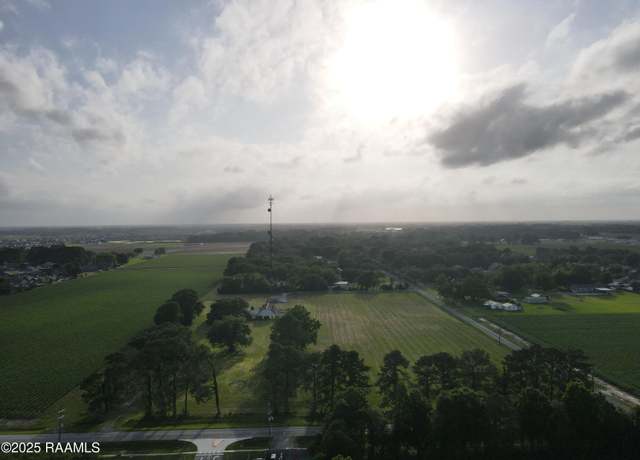 Property at 1320 S Morgan Ave, Broussard, LA 70518