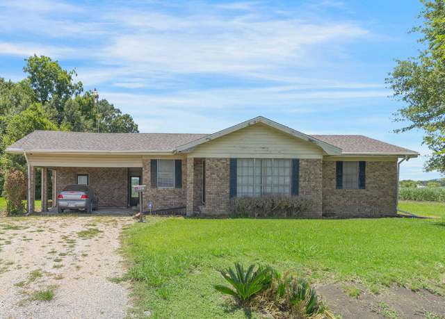 Property at 6607 Gondron Road Rd, New Iberia, LA 70563, 3 beds, 2 baths