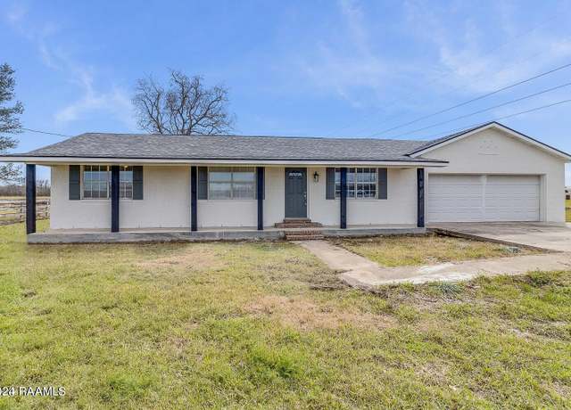 Property at 1123 Lake Martin Rd, Breaux Bridge, LA 70517, 4 beds, 2 baths